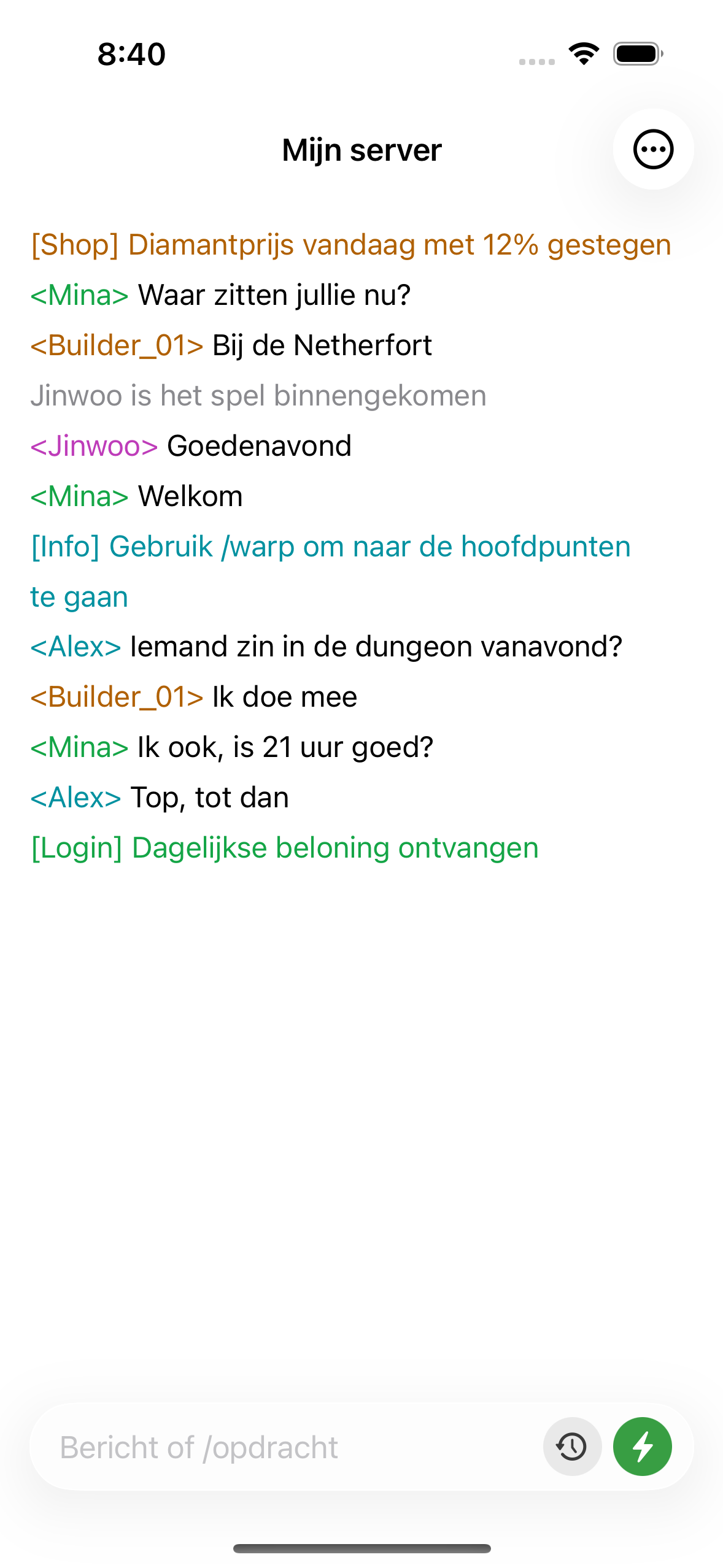 ChatMC showing live server chat, with players asking a question and an admin replying.